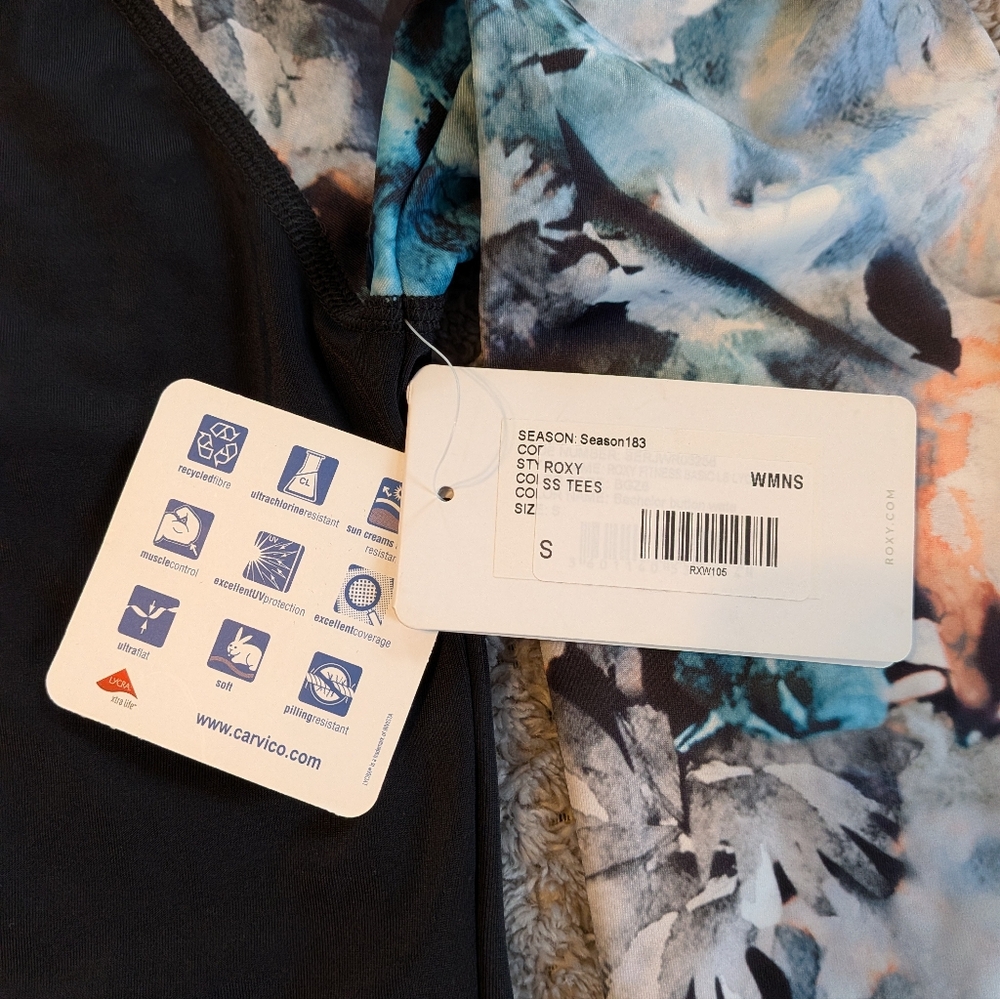 NWT Long Sleeve Raglan Rashguard - S - Picture 4 of 5